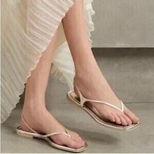 NWOT Vince Deana Sandals Sz 39.5 $300+ MSRP